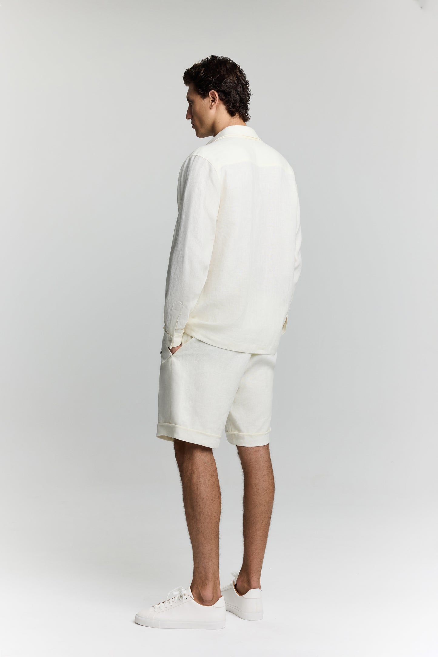 LUCIA MEN ECRU LINEN SHORT